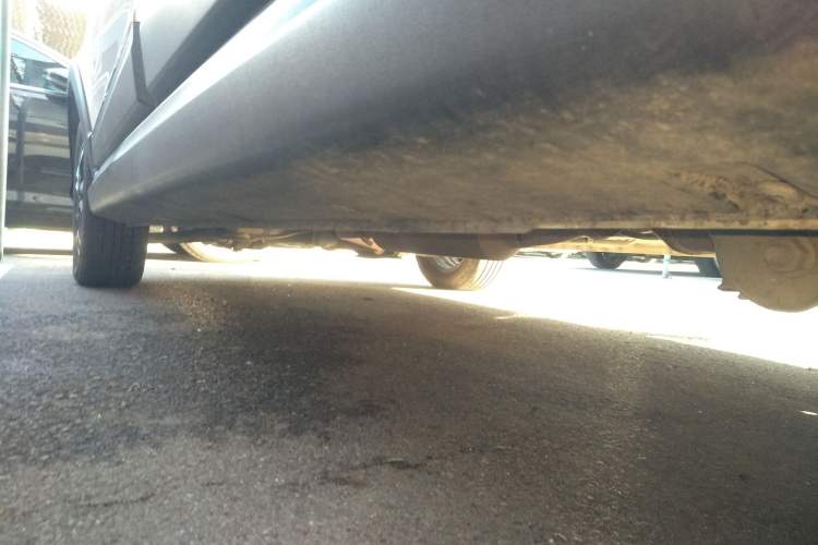 Used Dongfeng Fengon 370 2017 1.5L CVT Fashion Edition 7-Seater Left Side Sill