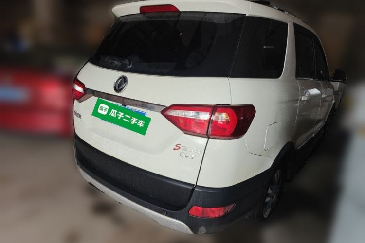 Used Dongfeng Fengon 370 2017 1.5L CVT Fashion Edition 7-Seater Rear Right 45 Deg