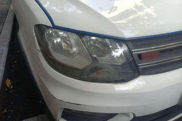 Used Dongfeng Fengon 370 2017 1.5L CVT Fashion Edition 7-Seater Right Front Headlight