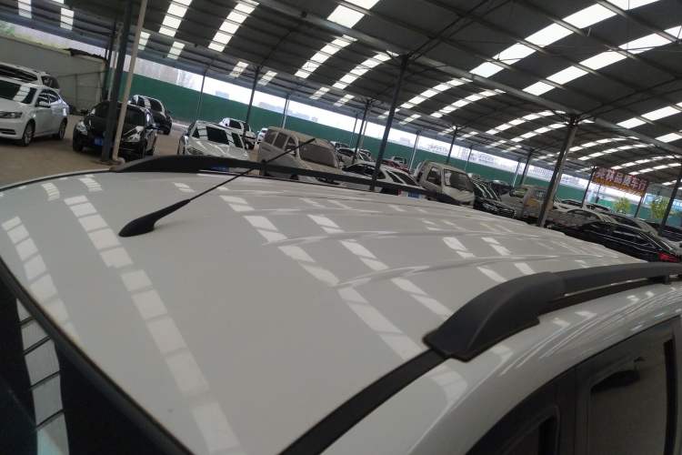Used Dongfeng Fengon 370 2017 1.5L CVT Fashion Edition 7-Seater Roof