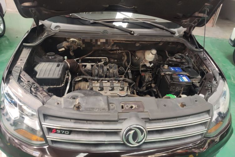Used Dongfeng Fengon 370 2018 S370 1.5L CVT Luxury 7-Seater Engine Bay