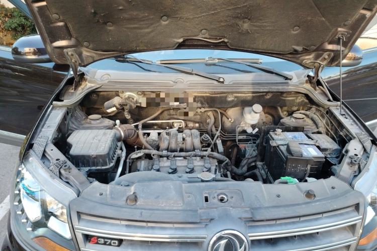Used Dongfeng Fengon 370 2018 S370 1.5L CVT Luxury 7-Seater Engine Bay