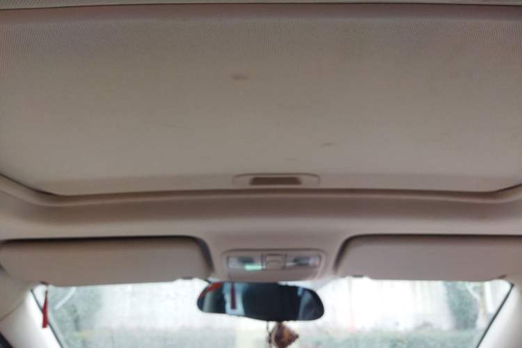 Used Dongfeng Fengon 370 2018 S370 1.5L CVT Luxury 7-Seater Headliner