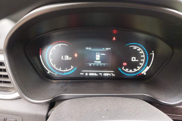 Used Dongfeng Fengon 370 2018 S370 1.5L CVT Luxury 7-Seater Instrument Cluster