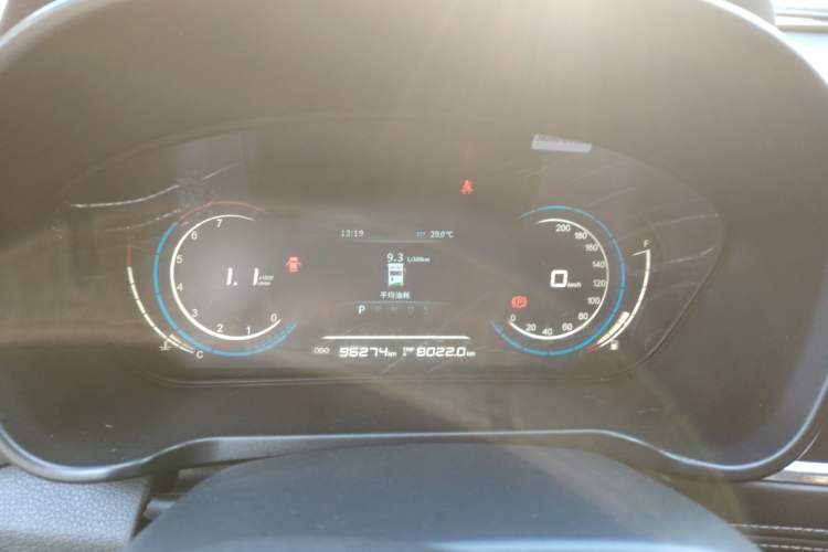 Used Dongfeng Fengon 370 2018 S370 1.5L CVT Luxury 7-Seater Instrument Cluster