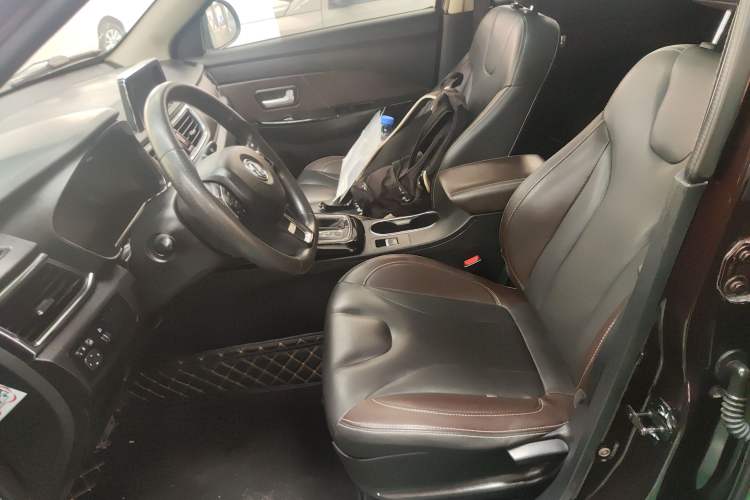 Used Dongfeng Fengon 370 2018 S370 1.5L CVT Luxury 7-Seater Left Front Seat