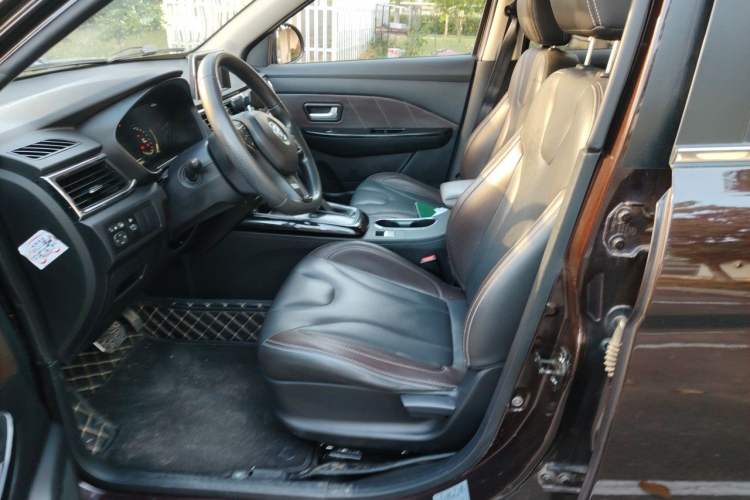 Used Dongfeng Fengon 370 2018 S370 1.5L CVT Luxury 7-Seater Left Front Seat