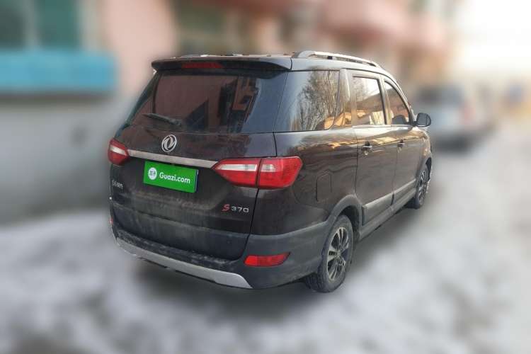 Used Dongfeng Fengon 370 2018 S370 1.5L Manual Luxury 7-Seater Rear Right 45 Deg
