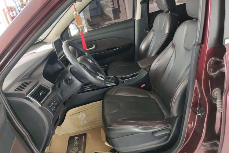 Used Dongfeng Fengon 370 2018 S370 1.5L CVT Luxury 7-Seater Left Front Seat