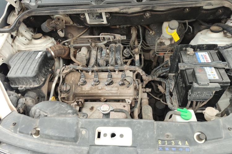 Used Dongfeng Fengon 370 2018 S370 1.5L CVT Luxury 7-Seater Engine Bay