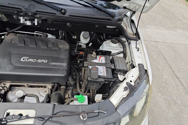 Used Dongfeng Fengon 370 2018 S370 1.5L CVT Luxury 7-Seater Engine Bay Left