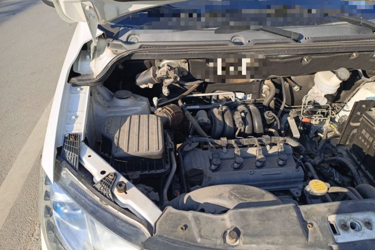 Used Dongfeng Fengon 370 2018 S370 1.5L CVT Luxury 7-Seater Engine Bay Right