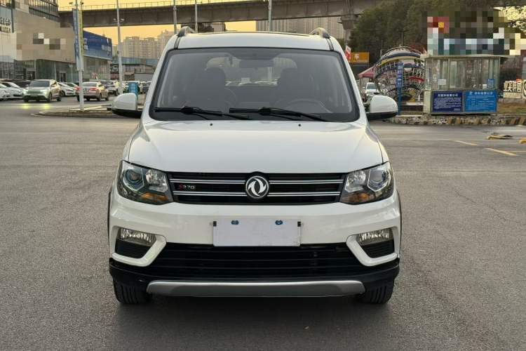 Used Dongfeng Fengon 370 2018 S370 1.5L CVT Luxury 7-Seater Exterior 1
