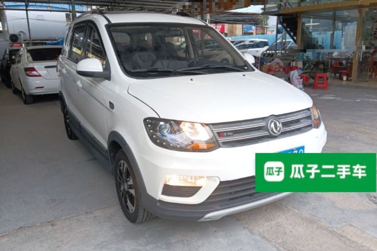 Used Dongfeng Fengon 370 2018 S370 1.5L CVT Luxury 7-Seater Exterior 2