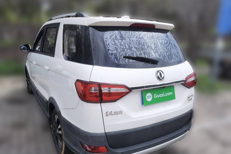 Used Dongfeng Fengon 370 2018 S370 1.5L CVT Luxury 7-Seater Exterior 3