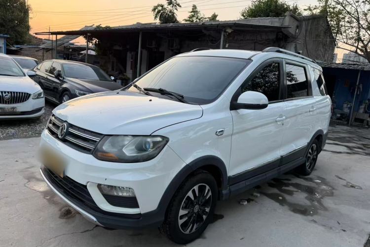 Used Dongfeng Fengon 370 2018 S370 1.5L CVT Luxury 7-Seater Exterior 3