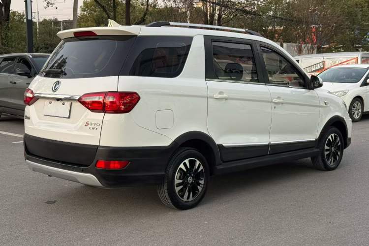 Used Dongfeng Fengon 370 2018 S370 1.5L CVT Luxury 7-Seater Exterior 5