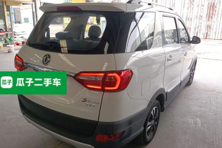Used Dongfeng Fengon 370 2018 S370 1.5L CVT Luxury 7-Seater Exterior 5