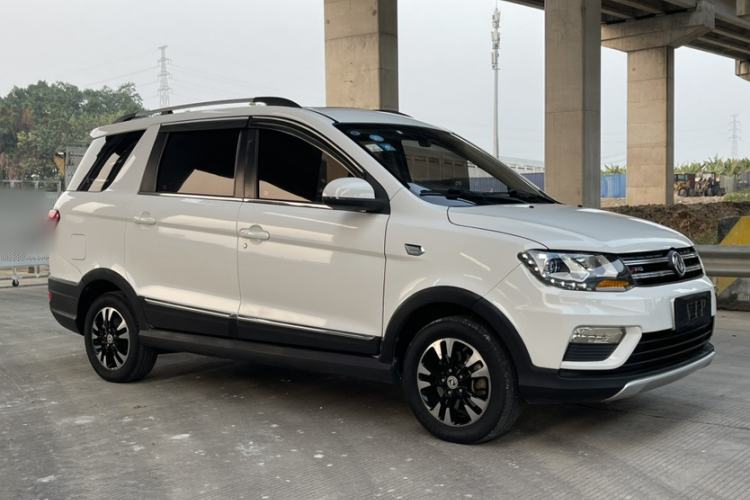 Used Dongfeng Fengon 370 2018 S370 1.5L CVT Luxury 7-Seater Exterior 7