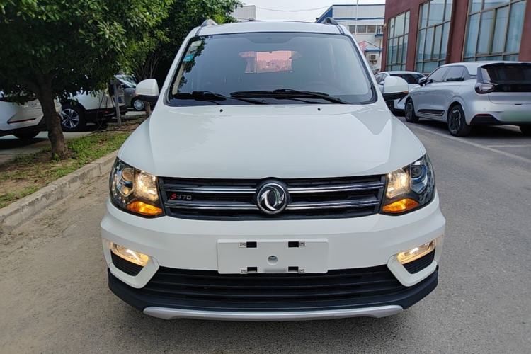 Used Dongfeng Fengon 370 2018 S370 1.5L CVT Luxury 7-Seater Front