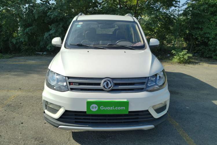 Used Dongfeng Fengon 370 2018 S370 1.5L CVT Luxury 7-Seater Front