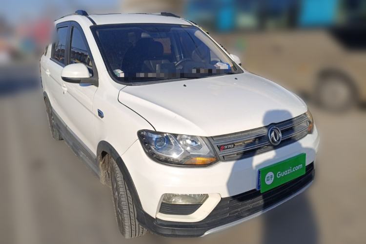 Used Dongfeng Fengon 370 2018 S370 1.5L CVT Luxury 7-Seater Front Right 45 Deg
