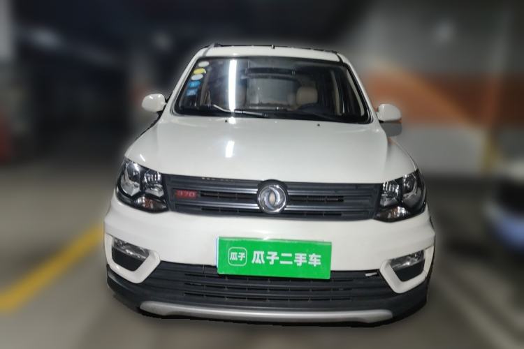Used Dongfeng Fengon 370 2018 S370 1.5L Manual Luxury 7-Seater Front