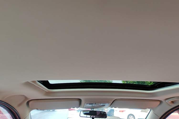Used Dongfeng Fengon 370 2018 S370 1.5L CVT Luxury 7-Seater Headliner