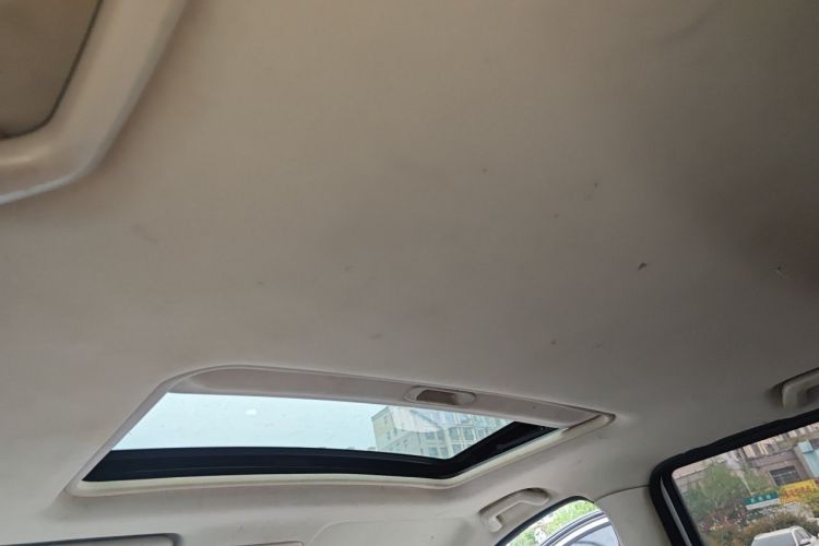 Used Dongfeng Fengon 370 2018 S370 1.5L Manual Luxury 5-Seater Headliner