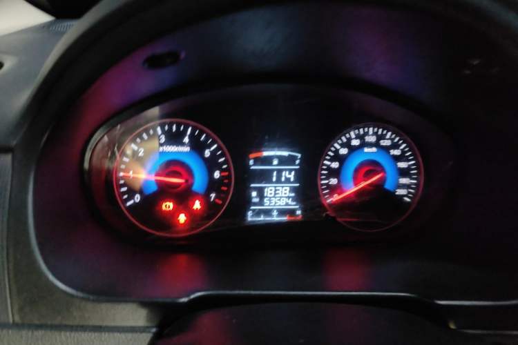 Used Dongfeng Fengon 370 2018 S370 1.5L Manual Luxury 7-Seater Instrument Cluster