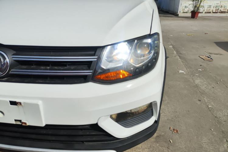 Used Dongfeng Fengon 370 2018 S370 1.5L CVT Luxury 7-Seater Left Front Headlight