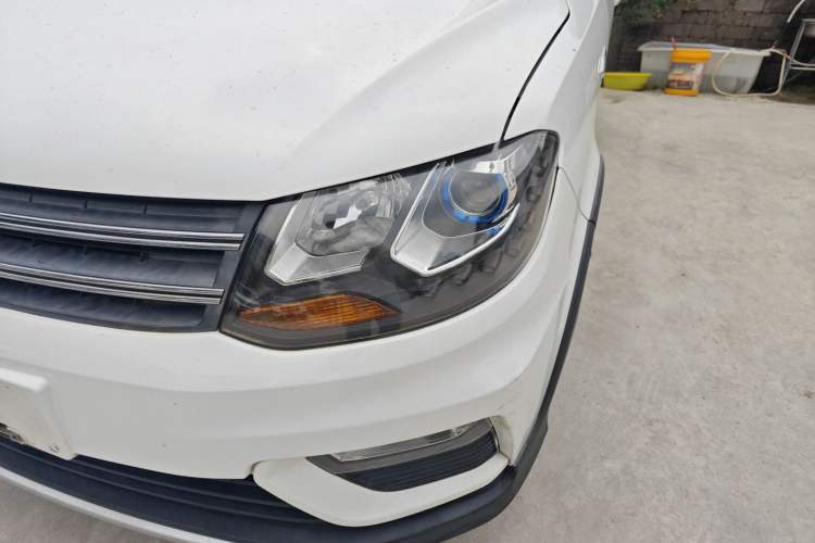 Used Dongfeng Fengon 370 2018 S370 1.5L CVT Luxury 7-Seater Left Front Headlight