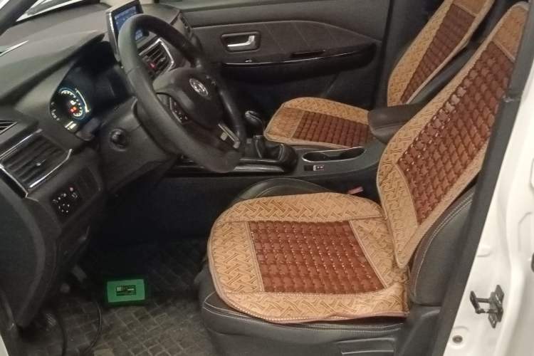 Used Dongfeng Fengon 370 2018 S370 1.5L Manual Luxury 5-Seater Left Front Seat