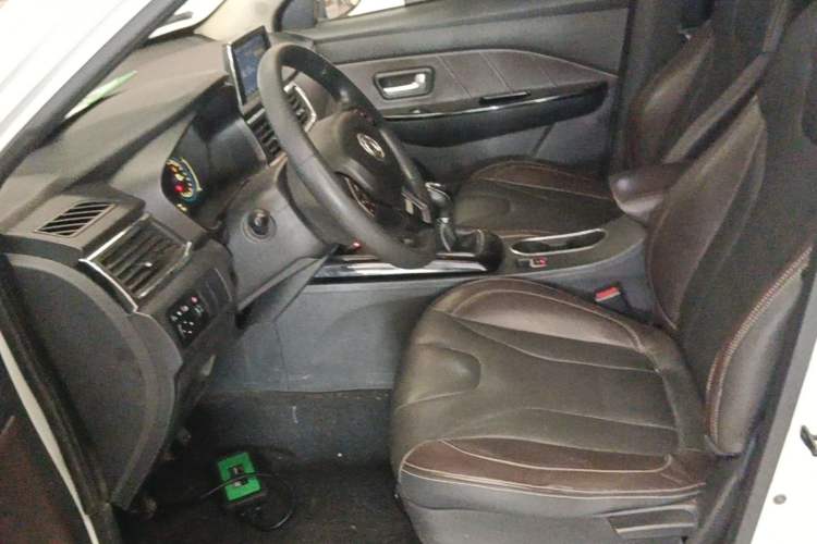 Used Dongfeng Fengon 370 2018 S370 1.5L Manual Luxury 5-Seater Left Front Seat