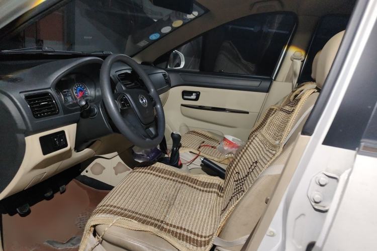 Used Dongfeng Fengon 370 2018 S370 1.5L Manual Luxury 7-Seater Left Front Seat