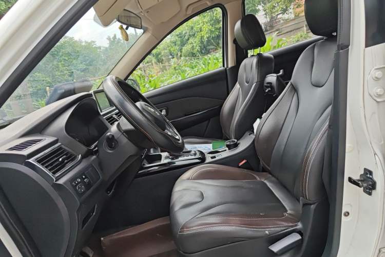 Used Dongfeng Fengon 370 2018 S370 1.5L CVT Luxury 7-Seater Left Front Seat
