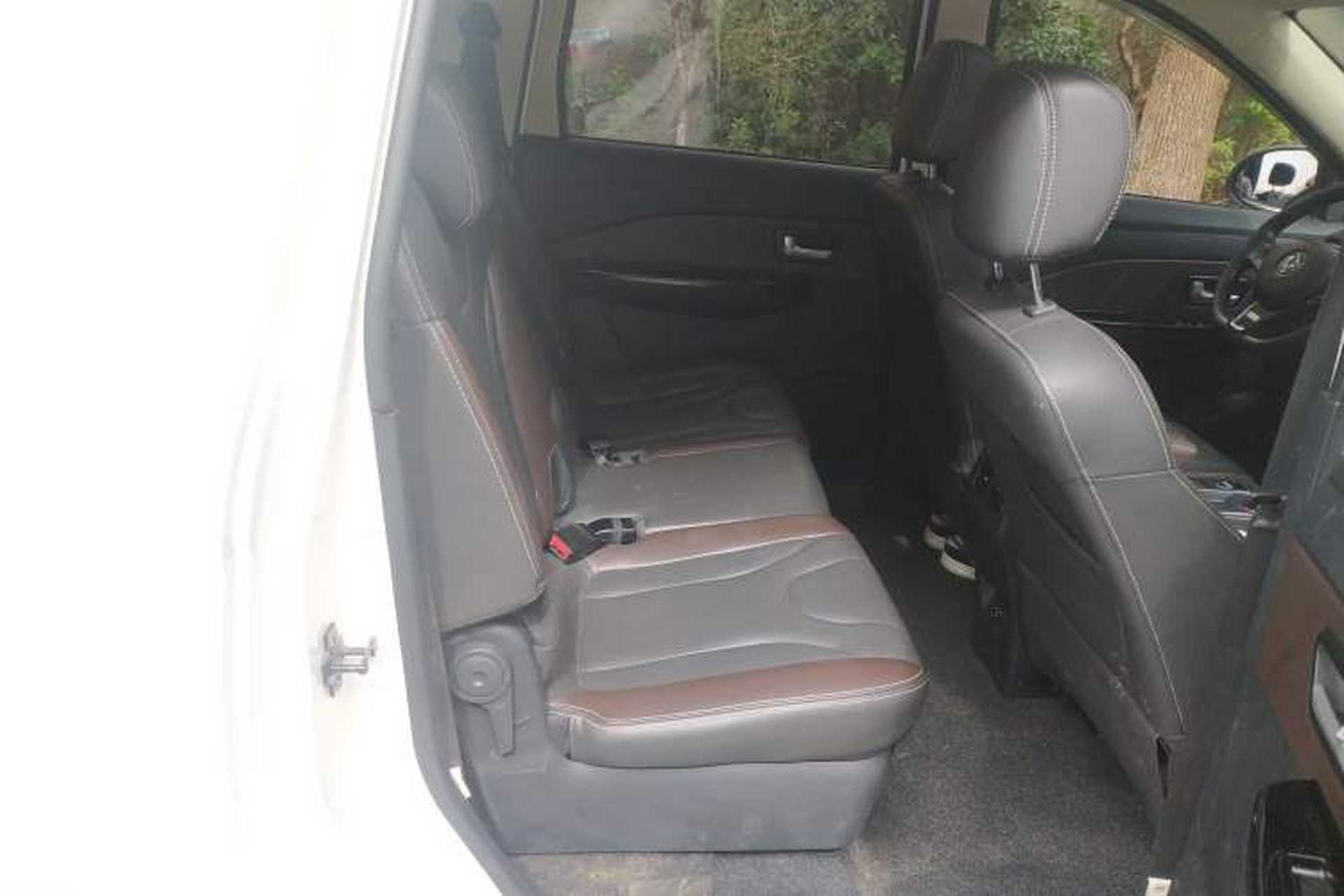 Used Dongfeng Fengon 370 2018 S370 1.5L CVT Luxury 7-Seater Left Rear Seat