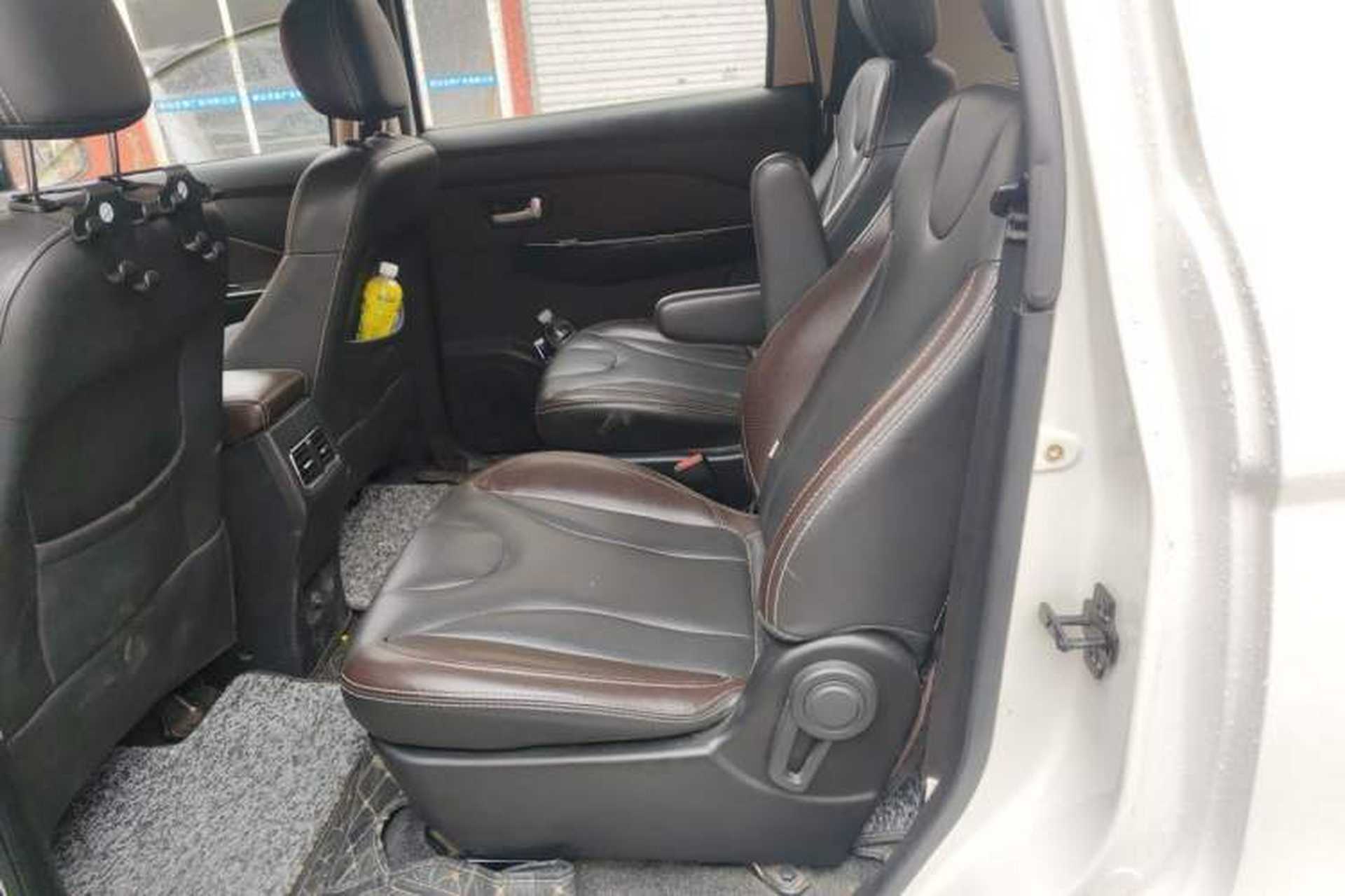 Used Dongfeng Fengon 370 2018 S370 1.5L CVT Luxury 7-Seater Left Rear Seat