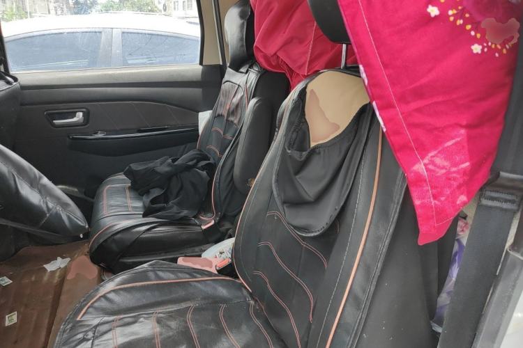 Used Dongfeng Fengon 370 2018 S370 1.5L CVT Luxury 7-Seater Left Rear Seat