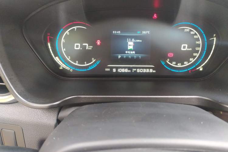 Used Dongfeng Fengon 370 2018 S370 1.5L CVT Luxury 7-Seater Odometer Close Up