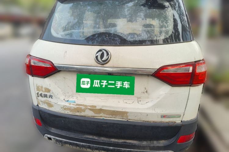 Used Dongfeng Fengon 370 2018 S370 1.5L Manual Luxury 5-Seater Rear