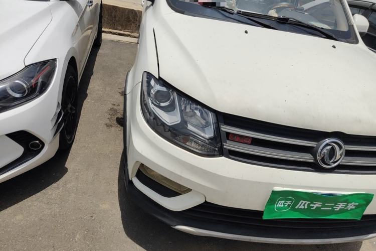 Used Dongfeng Fengon 370 2018 S370 1.5L CVT Luxury 7-Seater Right Front Headlight