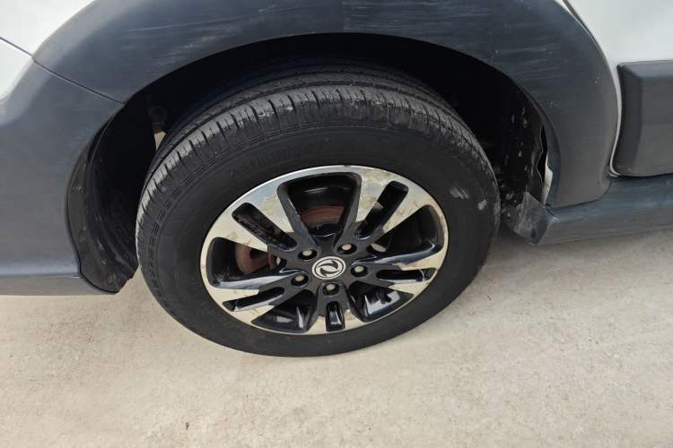 Used Dongfeng Fengon 370 2018 S370 1.5L CVT Luxury 7-Seater Right Rear Wheel Hub