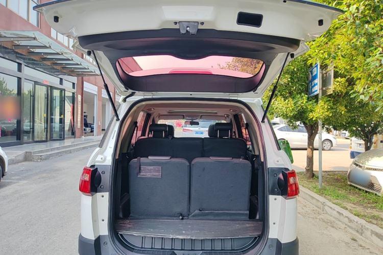 Used Dongfeng Fengon 370 2018 S370 1.5L CVT Luxury 7-Seater Trunk