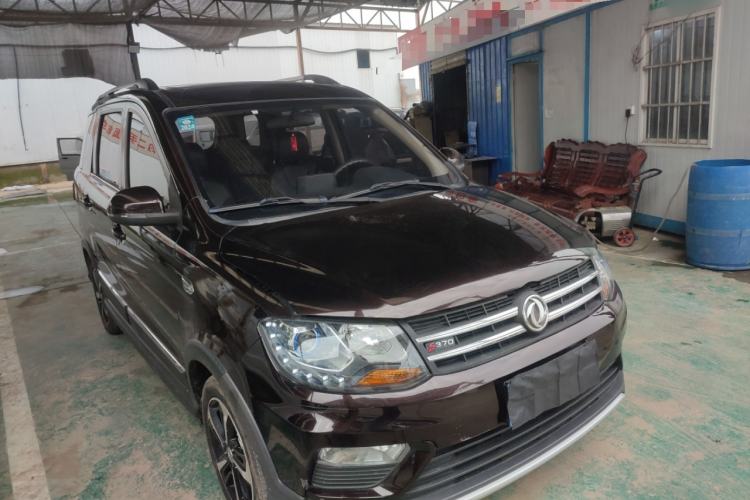 Used Dongfeng Fengon 370 2020 S370 1.5L CVT Luxury Model 5 Seats Exterior 1