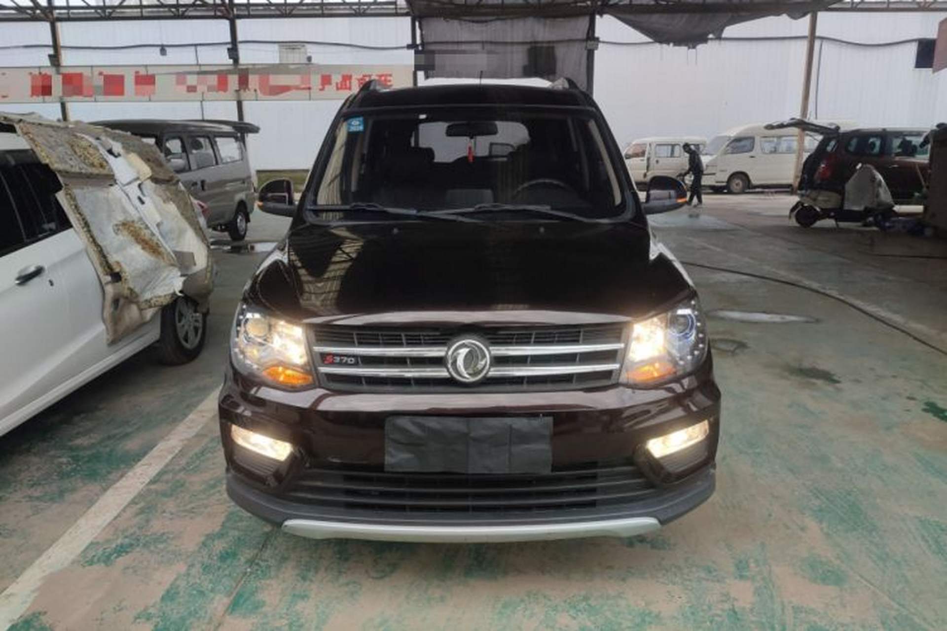 Used Dongfeng Fengon 370 2020 S370 1.5L CVT Luxury Model 5 Seats Front