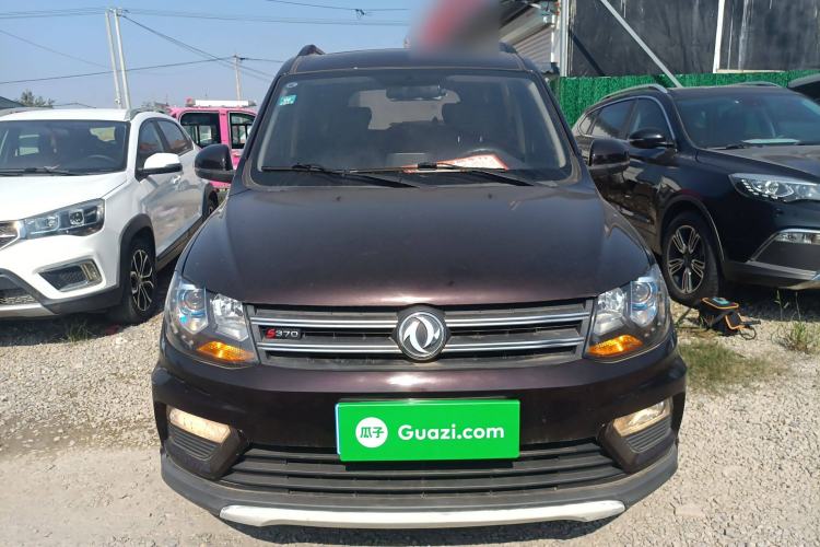 Used Dongfeng Fengon 370 2020 S370 1.5L CVT Luxury Model 5 Seats Front