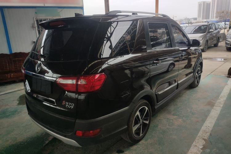 Used Dongfeng Fengon 370 2020 S370 1.5L CVT Luxury Model 5 Seats Rear Right 45 Deg