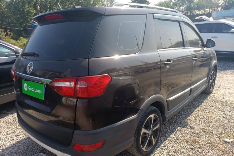 Used Dongfeng Fengon 370 2020 S370 1.5L CVT Luxury Model 5 Seats Rear Right 45 Deg