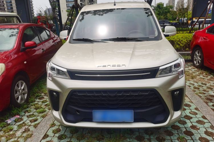 Used Dongfeng Fengon 380 2022 1.5L Comfort-Class Passenger Vehicle (Steel Spring) with 7 Seats Exterior 1